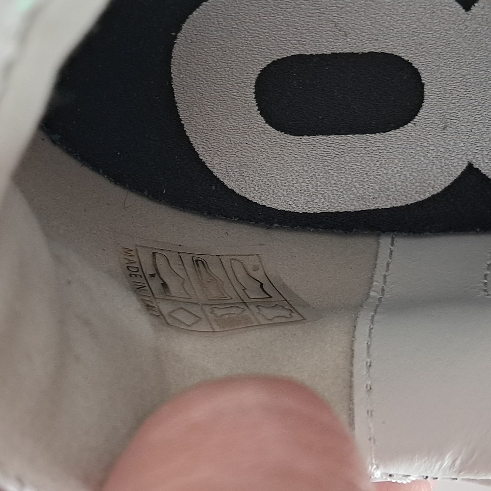 P448 John Dune Sneaker. Womans Size 39. White & Beige. Distressed Rubber Sole - Picture 7 of 16